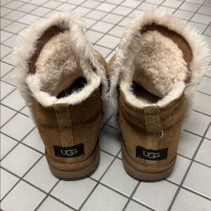 UGG Gem Mini Chestnut Suede Boots Sz 8 Women’s